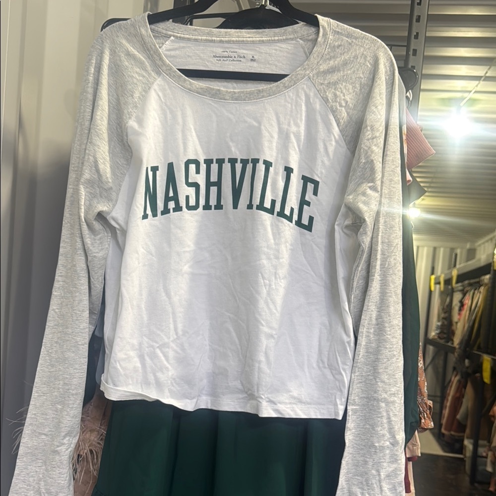 Nashville Graphic Long Sleeve Shirt